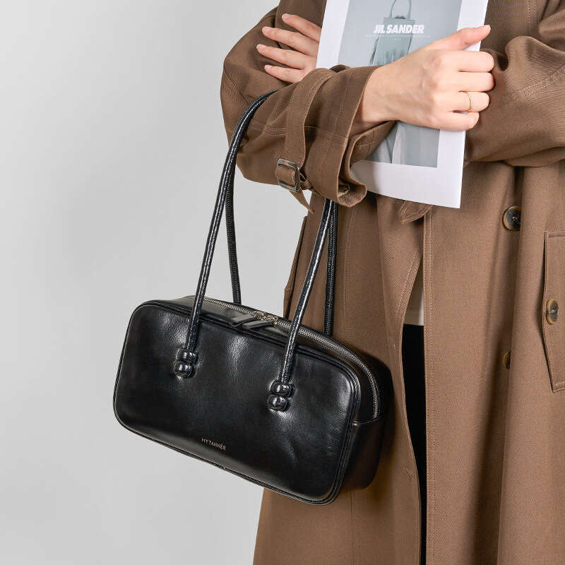 Designer Bag Tote Bag Designer Shoulder High-End Niche First Layer Cowhide Boston Bowling Large Capacity Black Underarm Women Genuine Leather Pillow B