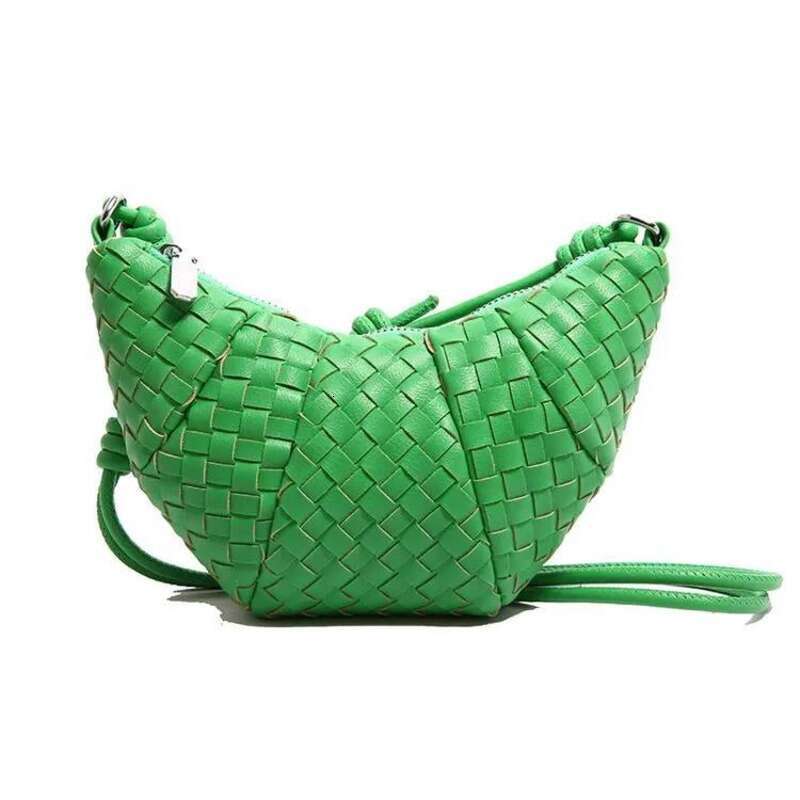 Women 2025 Handheld Woven Crescent Trend All-Match Retro Single Shoulder Crossbody Bag
