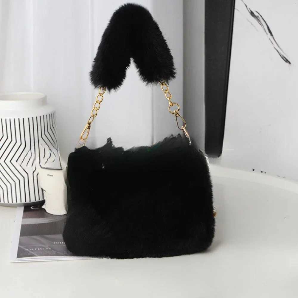 Fi Wen Fluffy Shoulder Bags Fem Winter Chain Underarm Bag Solid Color Handbag Soft Plush Handle Bag Y250725