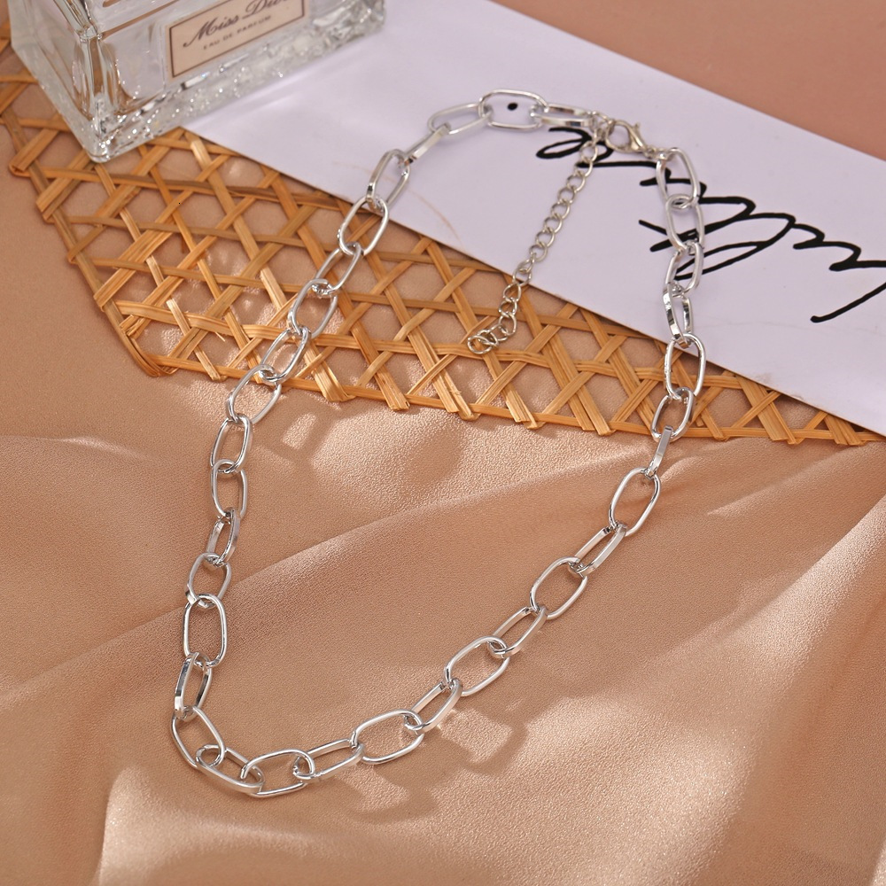 Creative Punk Style Short Thick Chain Collarbone Necklace Jewelry for Women