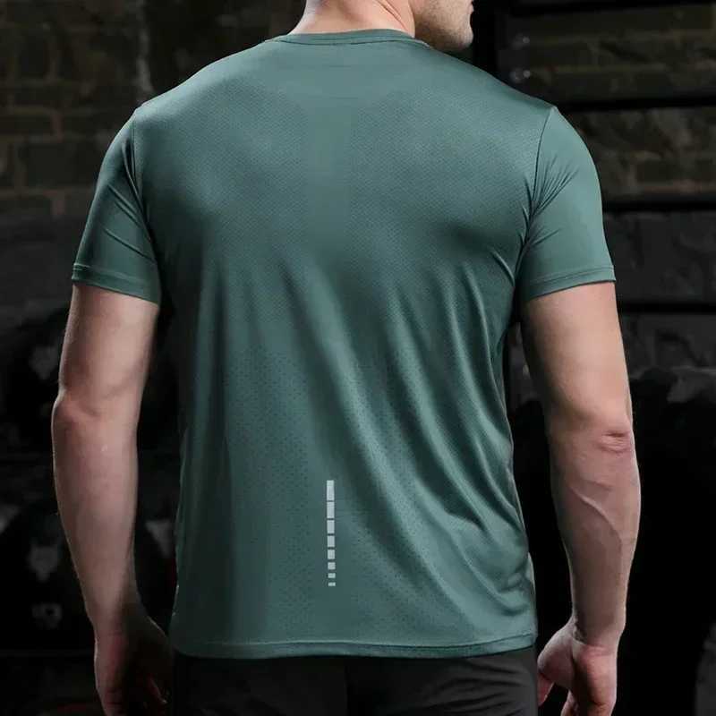 Mens Summer Loose Breathable Short Sleeve Outdoor Cycling Quick Dry Top Running Tracksuits Fitness T-shirts Muscle Tights Y250724