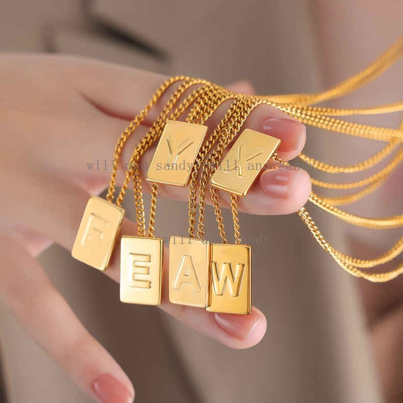 Waterproof 18k Gold Square English Letter Pendant Necklace Designer Jewelry Charm Stainless Steel Chain Alphabet Initial Name Necklaces for Women Fine