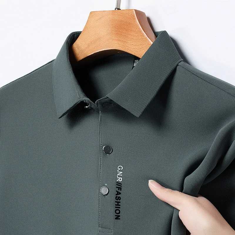 New Mens Short Sleeved Solid Color Polo Shirt Breathable and Comfortable Elastic Top XJ250725