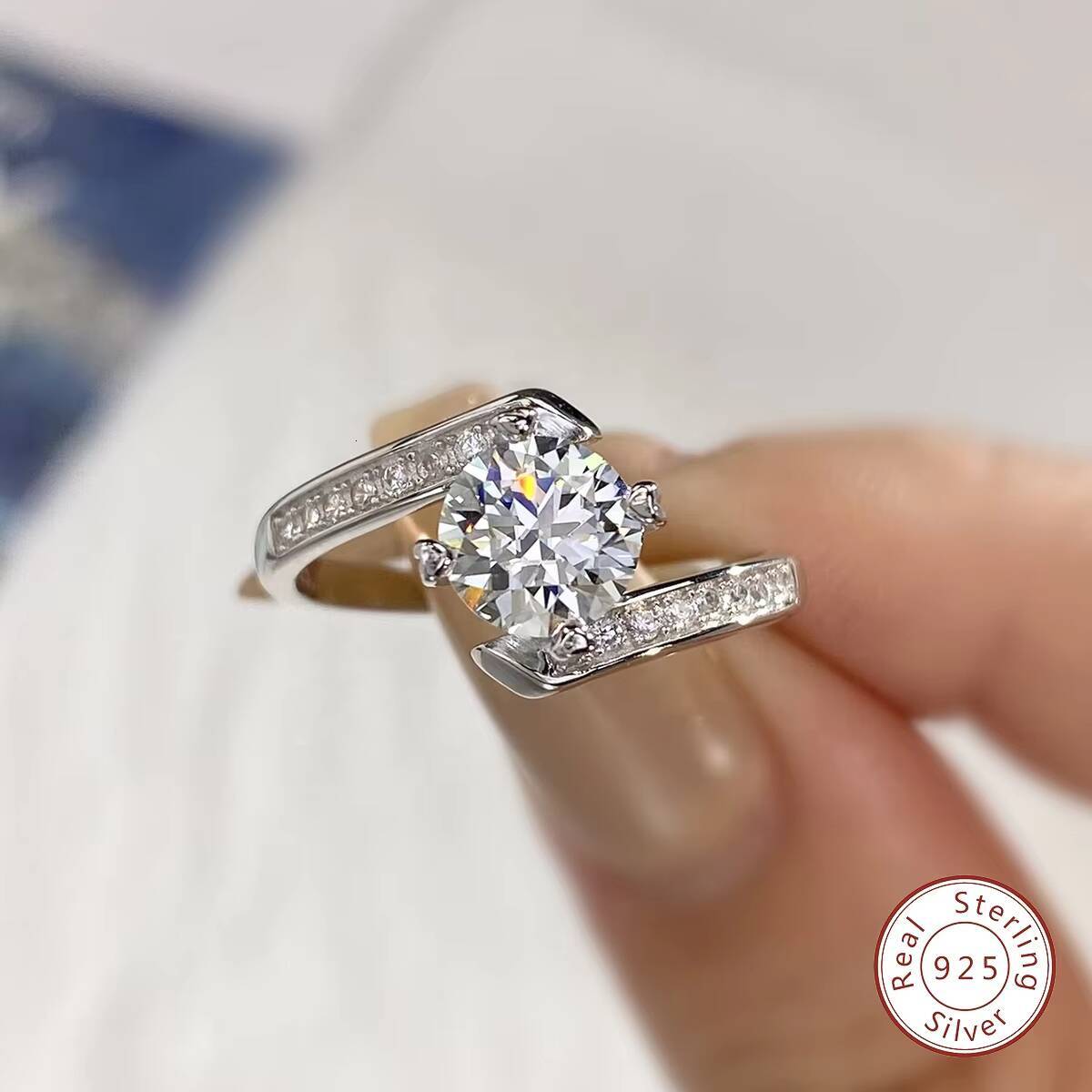 Wholesale 100% Moissanite Ring 1CT Brilliant Diamond Engagement Ring for Women Girl Promise Gift 925 Sterling Silver Jewelry