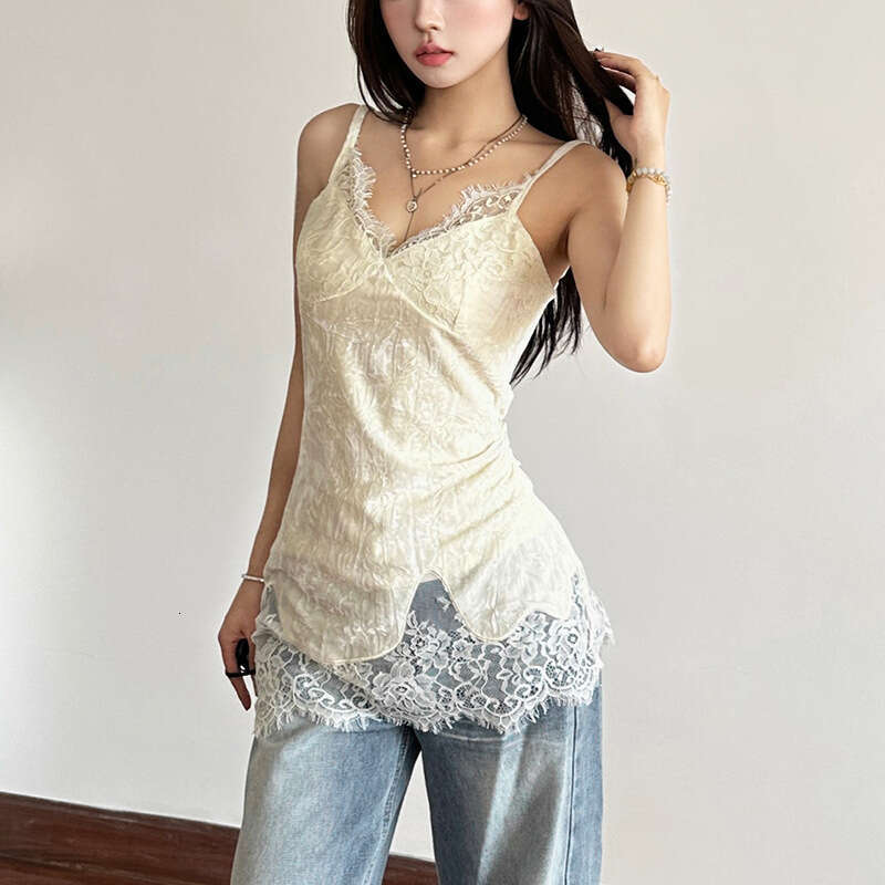 2024 Autumn New Women's Solid Color Slim Fit Fashion V-neck Lace Patchwork Tank Top 321