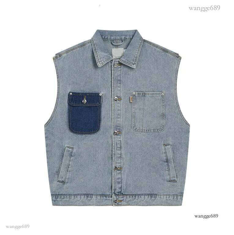 Man Jacket Vests Denim Coats Sleeveless Mens Cowboy Jackets Jeans With Budge Embroidery Designer Vest Outwears Street Wears M-2XL