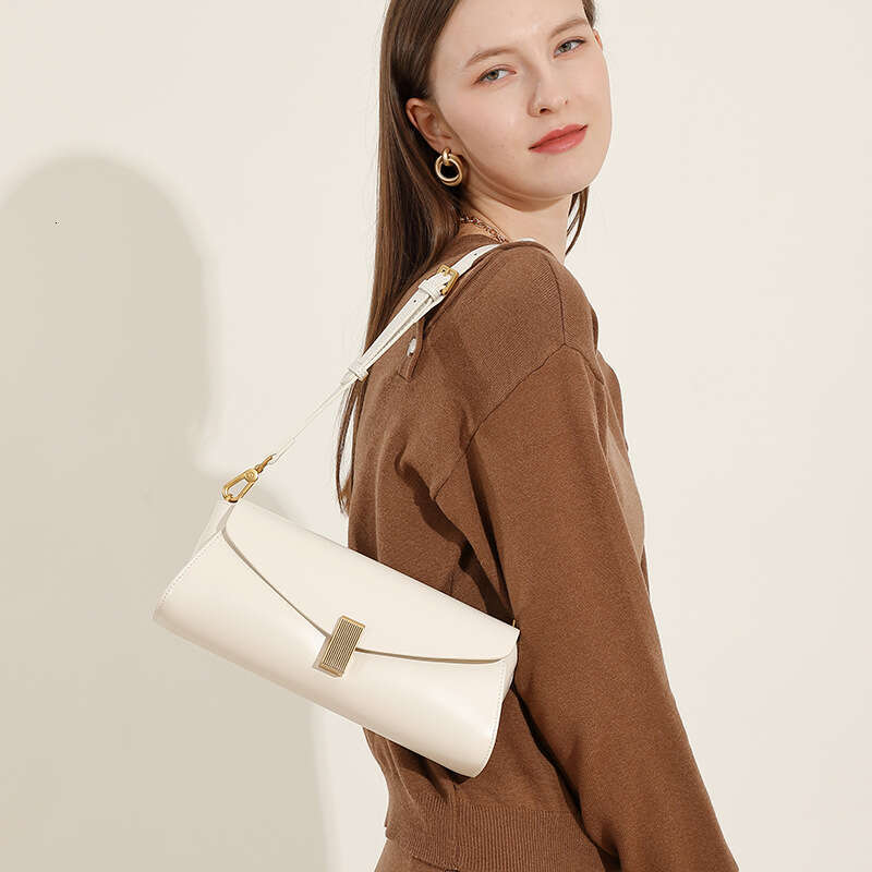 High-end Niche Genuine Leather for Women 2025 New Designer Fashion Versatile Shoulder Crossbody Commuter Underarm Luxury Bag