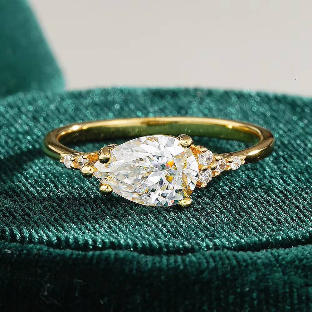 Wholesale 14K Gold Plated Pear Cut Moissanite Ring Trendy Engagement Wedding Ring 1.5ct with GRA Certificate Gift