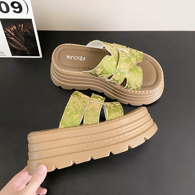 Ddmysports European Style Soft Leather Platform Thick Sole Slide For Women Summer New Height Increasing Outdoor Versatile Casual Beach Sandals Outdoor