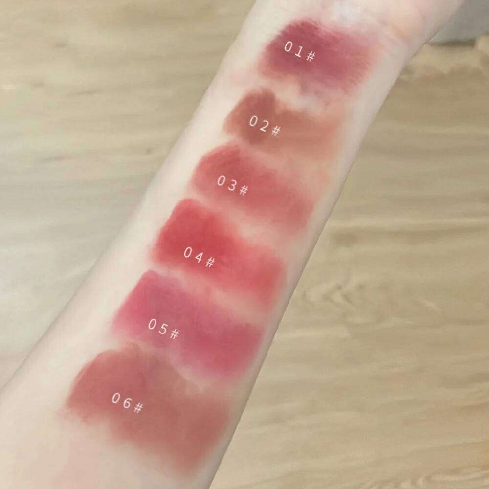 Retro Rose Lipstick Matte Moisturizing Waterproof Sexy Red Tint Pigmnet Fog d Lip Balm Slim Tube Beauty Lips Cosmetic X250725