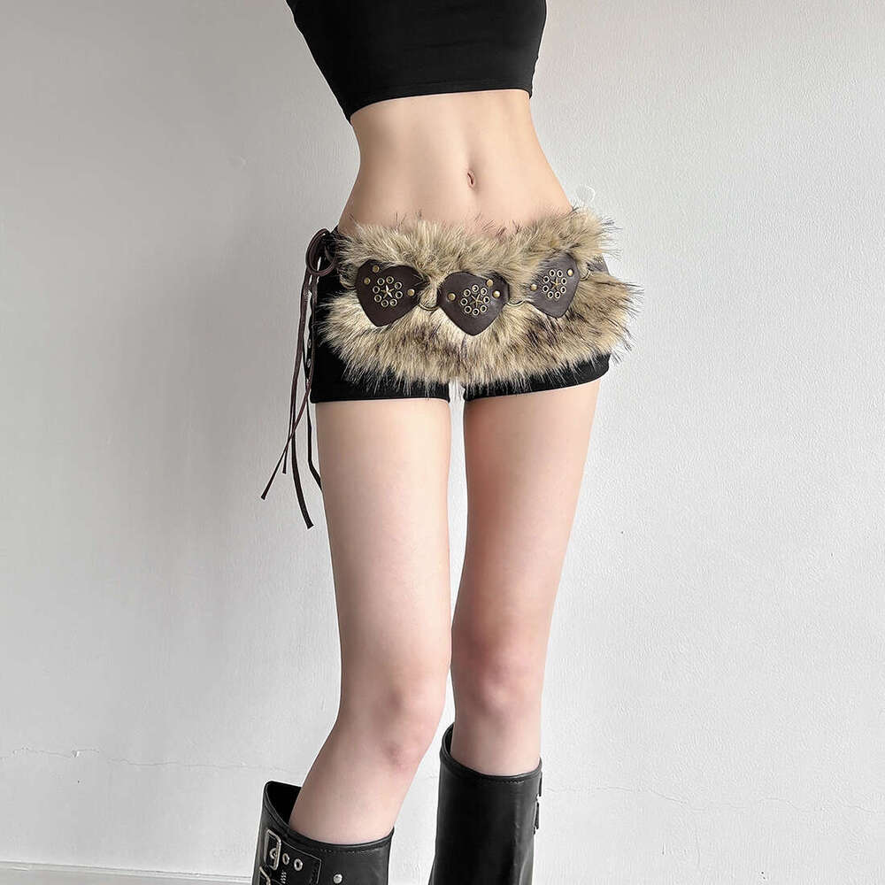 2025 Summer New Niche Personality Hot Girl Sexy Plush Irregular Heart Versatile Belt for Women c21