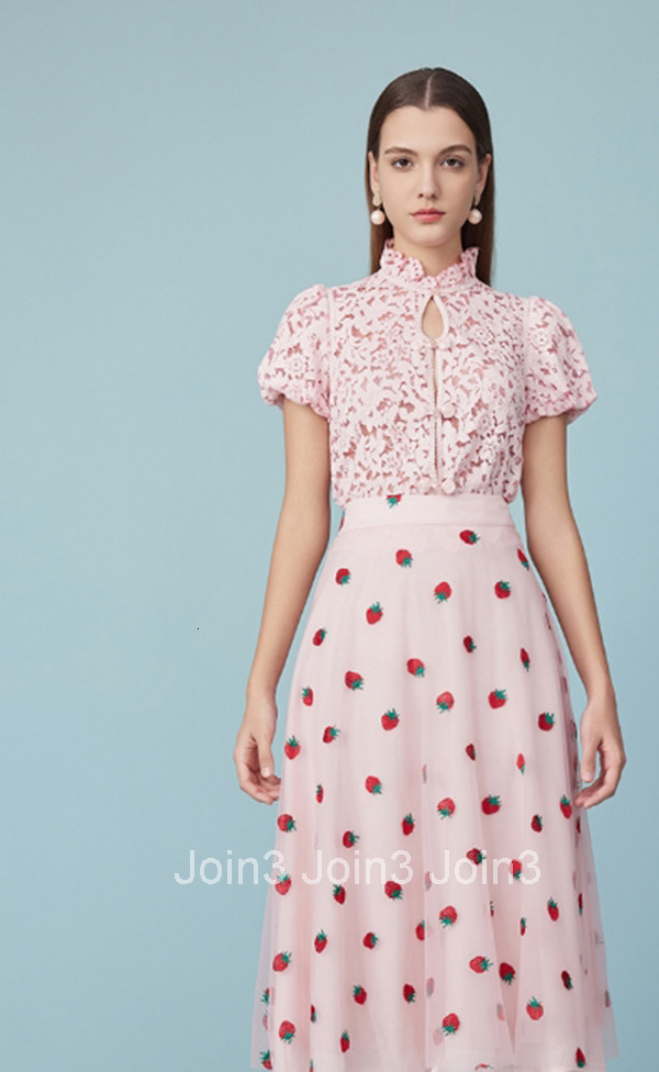 Summer New Versatile New Chinese Style Button Top Women Stand Collar Pink Lace Blouse 2390