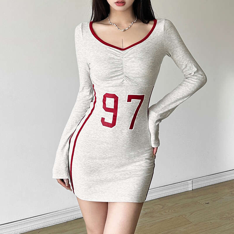 2024 Autumn New Women's Solid Color Slim High Waist Fashion V-neck Printed Long Sleeve Dress 653