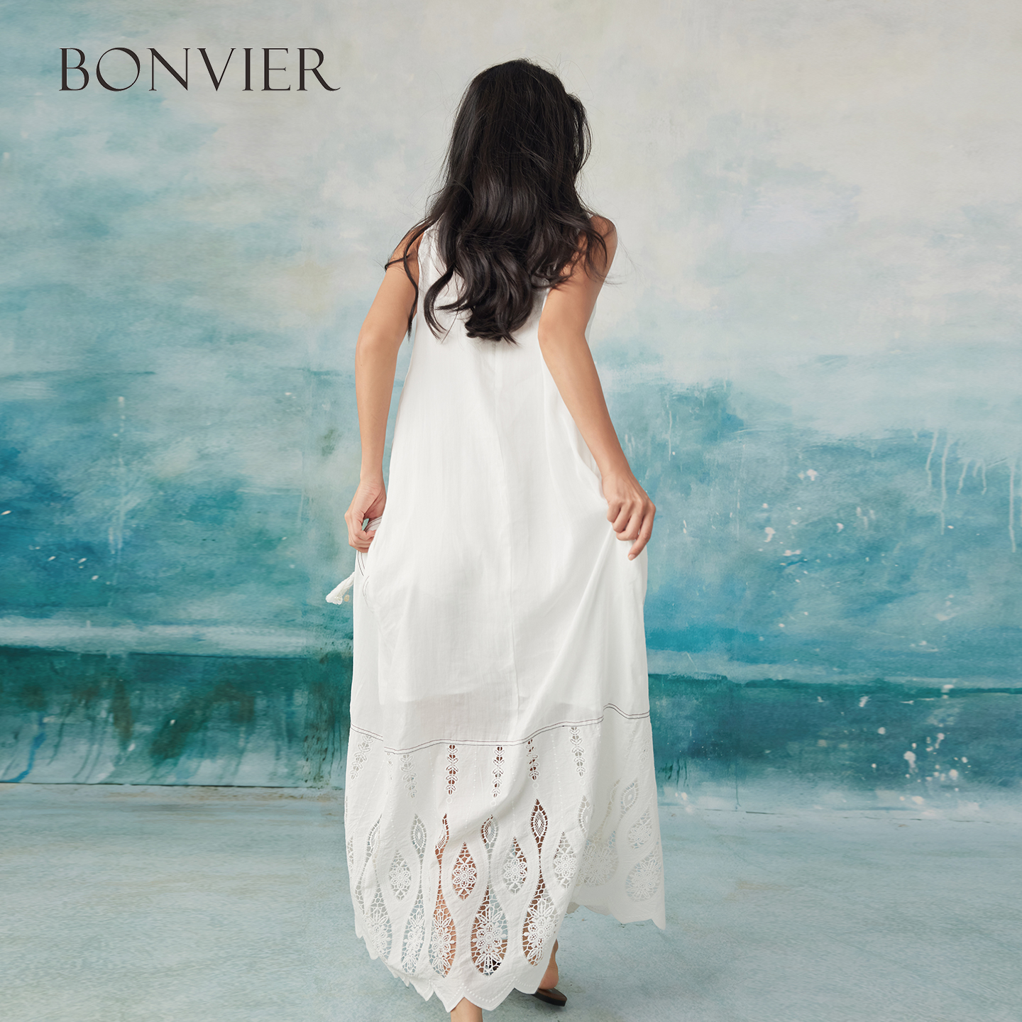 2025 summer new elegant temperament hollow senior long skirt splicing embroidery white dress 6116806