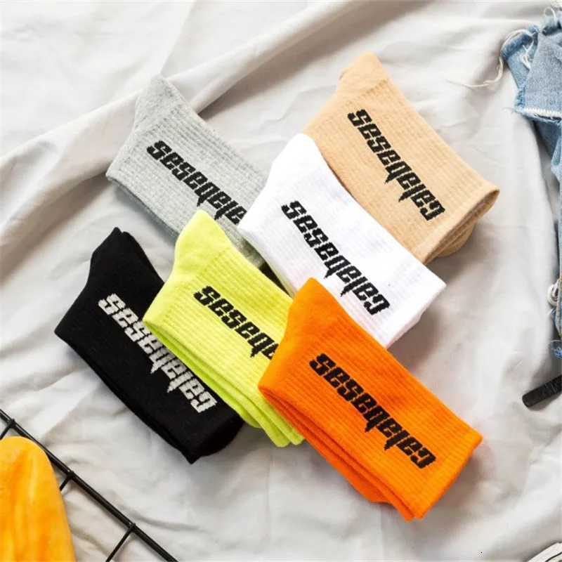 Fashion Men Women Sports SOCKS Chroma Letter Coconut Cotton Sock Basketball Streetwear Harajuku SOCKS X250725