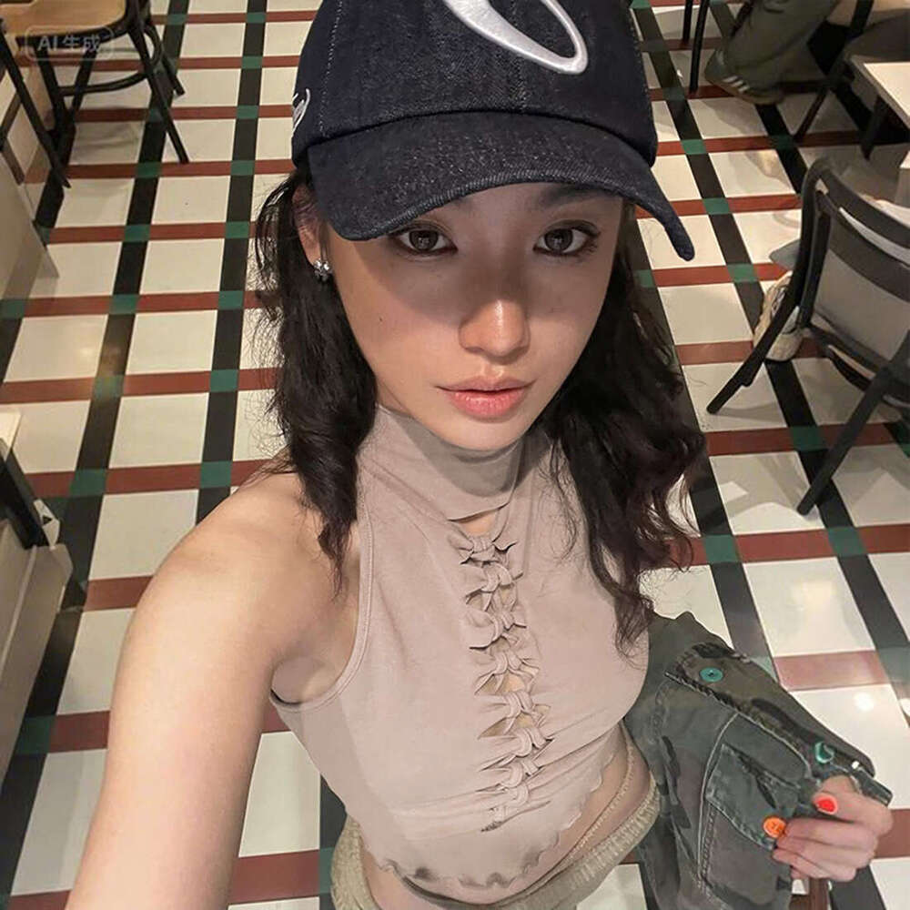 2025 Summer New Fashion Trend Sleeveless Sweet and Spicy Pure Desire Slim Fit Elegant Versatile Women's Top 3cd