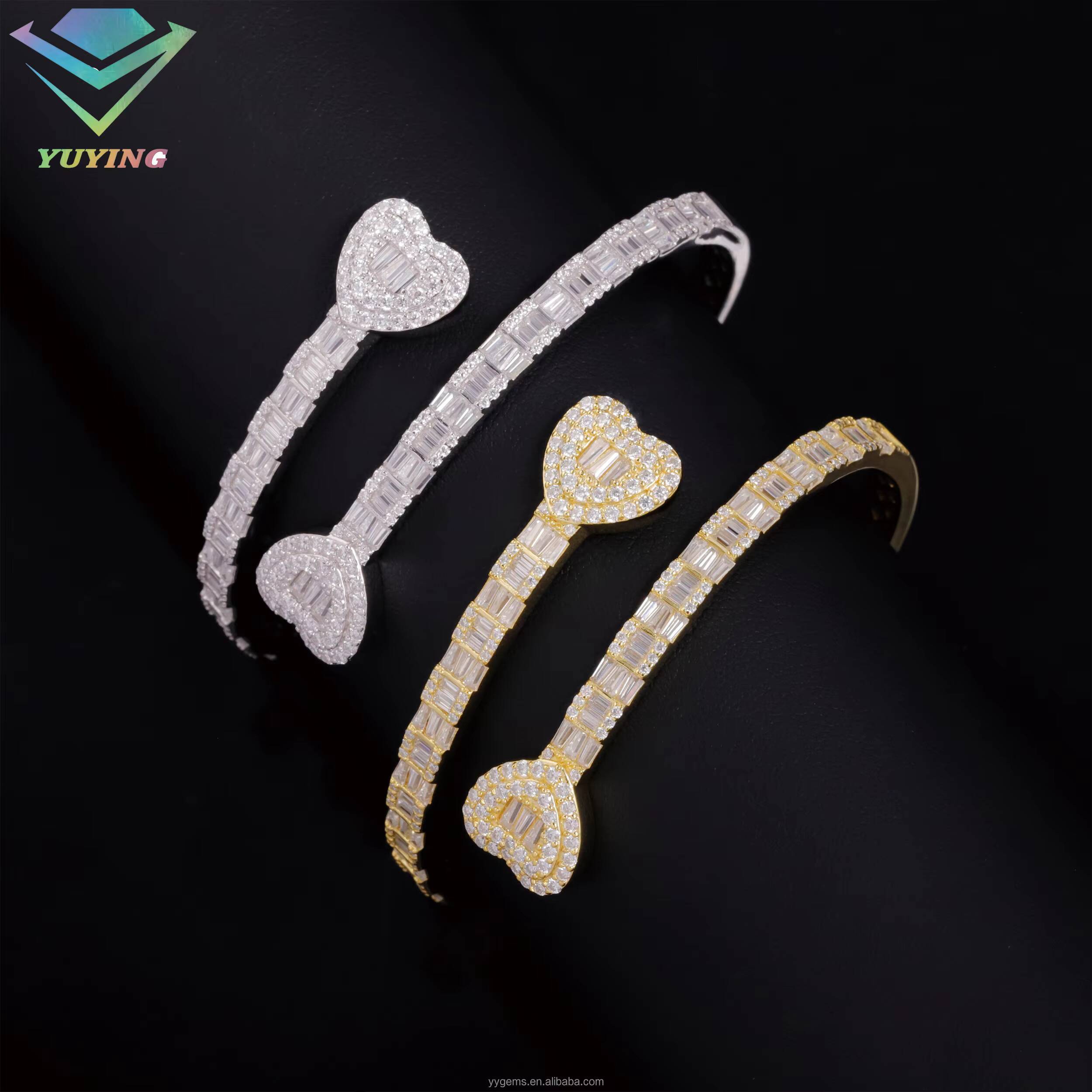 Wholesale Unisexs 925 Sterling Silver Hip Hop Bracelet Cuban Link Vvs Moissanite Passes Diamond Test-for Parties Gifts