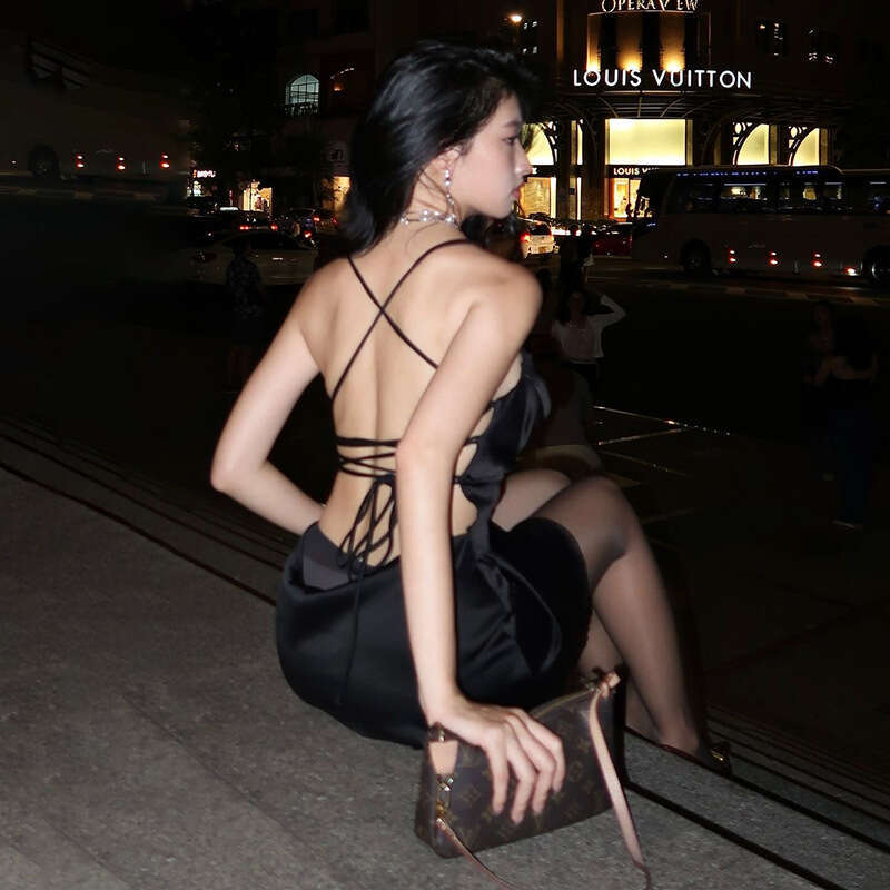 2024 Autumn Winter New Women's Solid Color Slim High Waist Fashion Strap Sexy Backless Dress 95e