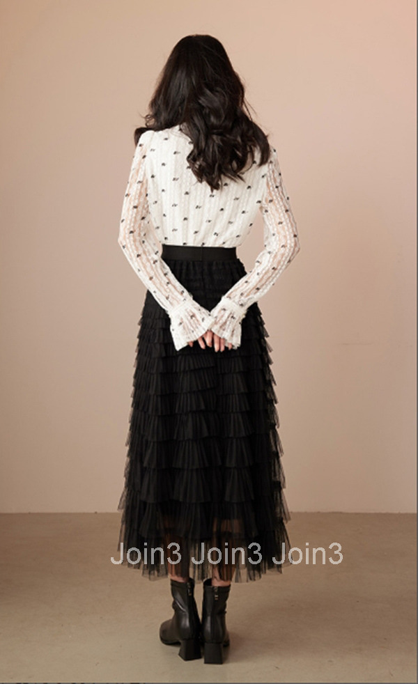 Summer New French Stand Collar Bell Sleeve Shirt Letter Embroidery White Top for Women 2717