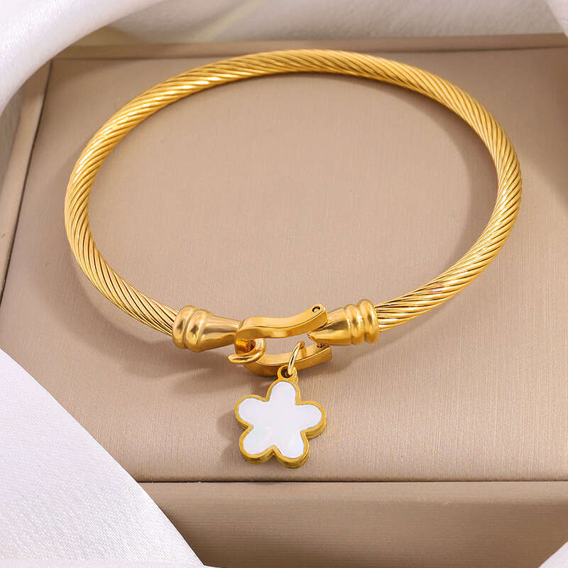 Fashion Stainless Steel for Women Five-Leaf Flower Horseshoe Clasp Light High-End Cable Twist Bracelet ddmypluto