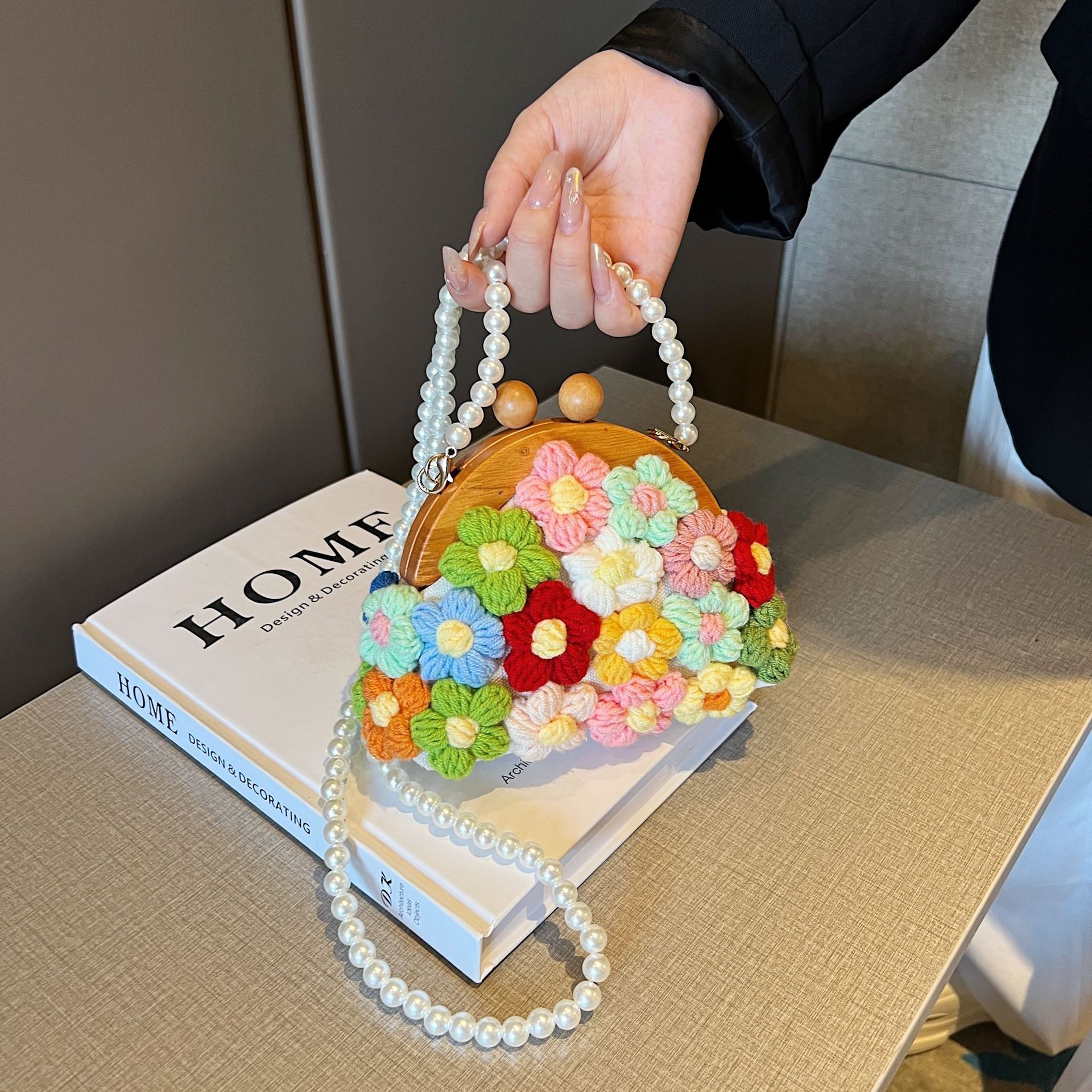 Luxury Brand Designer Bag Fresh And Sweet Clip Bag Korean Style Ins Cotton Thread Pearl Flower Bag Sweet Beaded Chain Shoulder Crossbody Bag