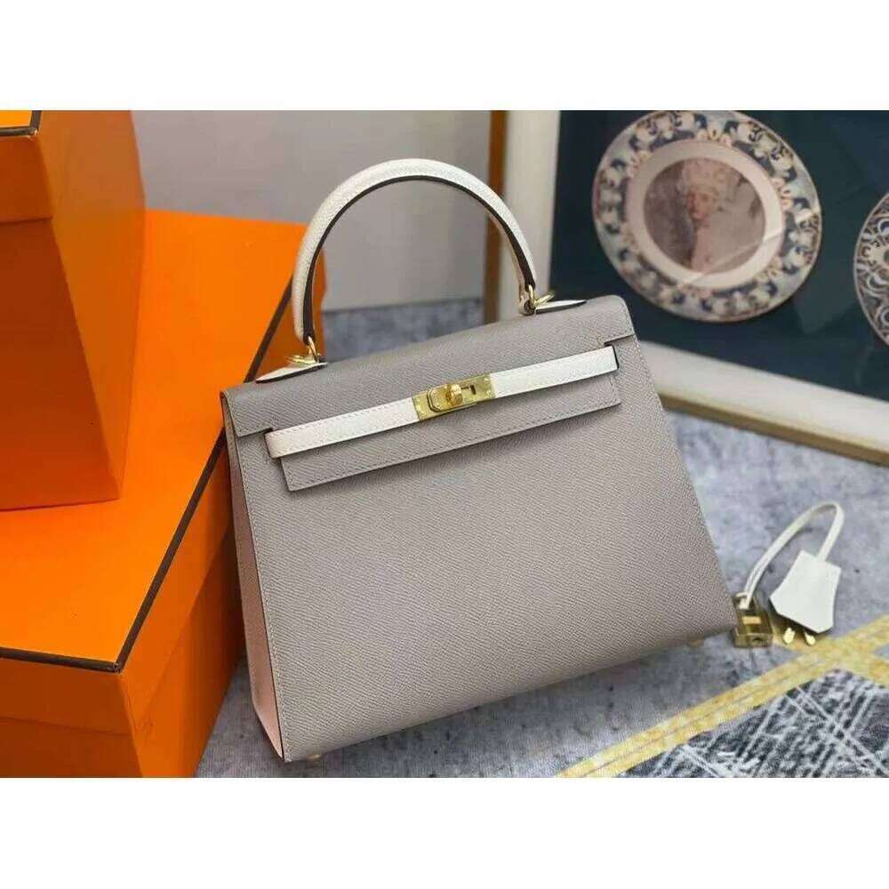 H Bag Fashion Designer High End Genuine Leather Tote Bag Large Capacity Purse 10A High Quality Handbag Elegant Handmade Color Blocked With 25Cm Luxury Bag D45