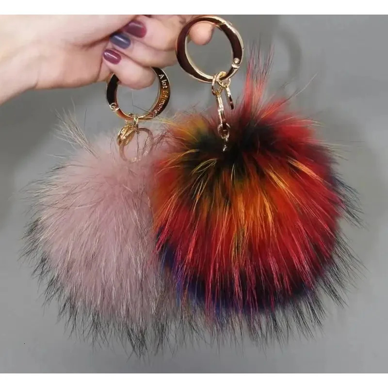 15cm Fluffy Real Raccoon Fur Ball Pom Poms Fur Pompom High Quality Keychain Key Chain Metal Ring Pendant For Women F281 250722
