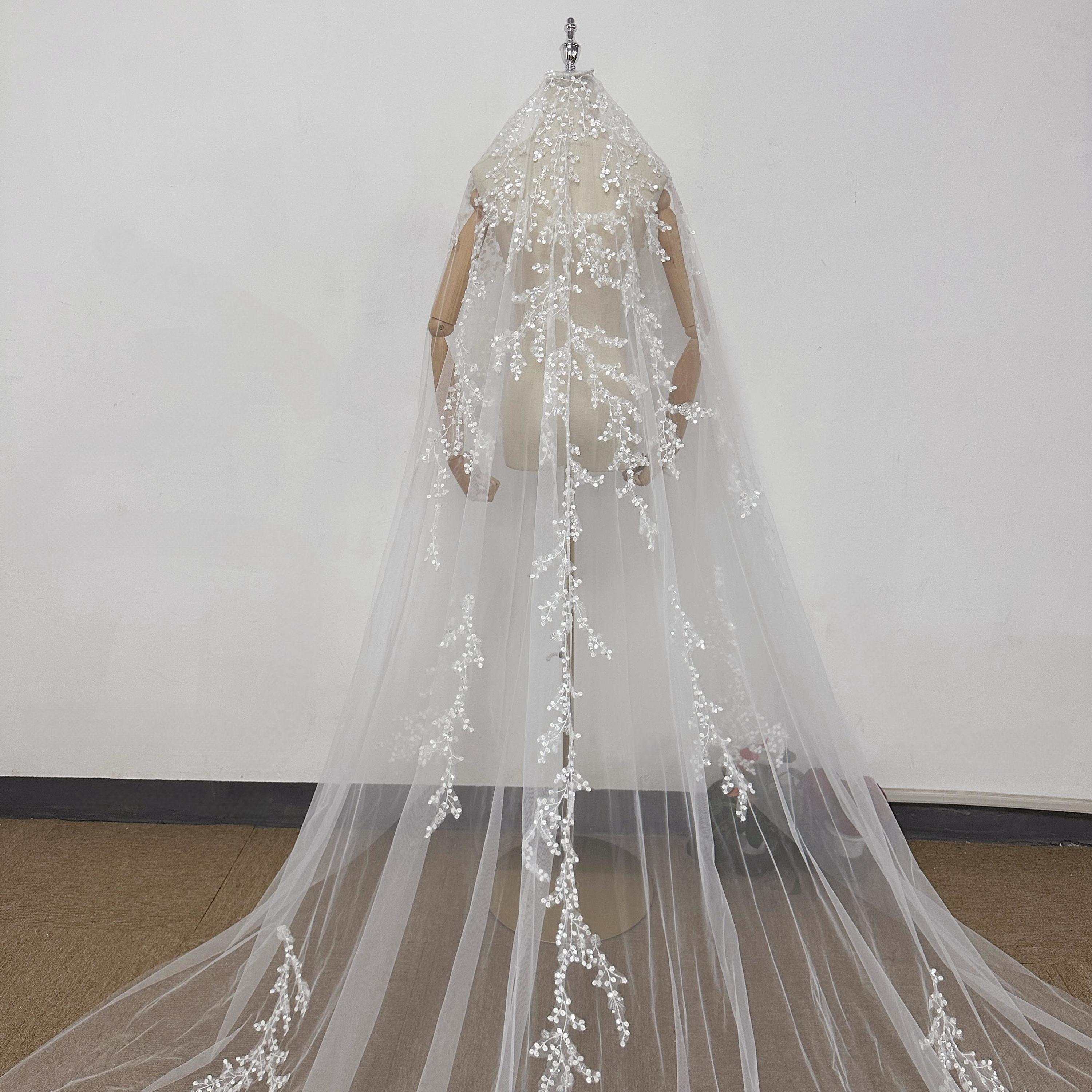 Romantic Bride Veils One Layers 3M Long Cathedral Appliques Lace Edge Sequin With Comb Wedding Veils Customized