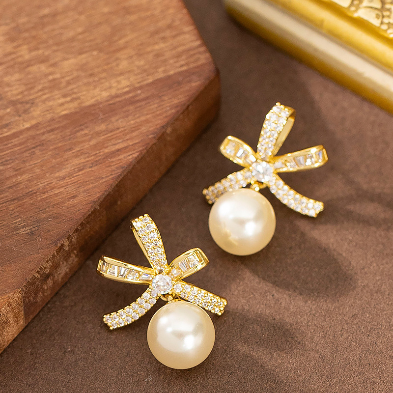 French Elegant Exquisite Style Full Zircon Butterfly Pearl Earrings for Women High-end Sier Needle Ear Jewelry