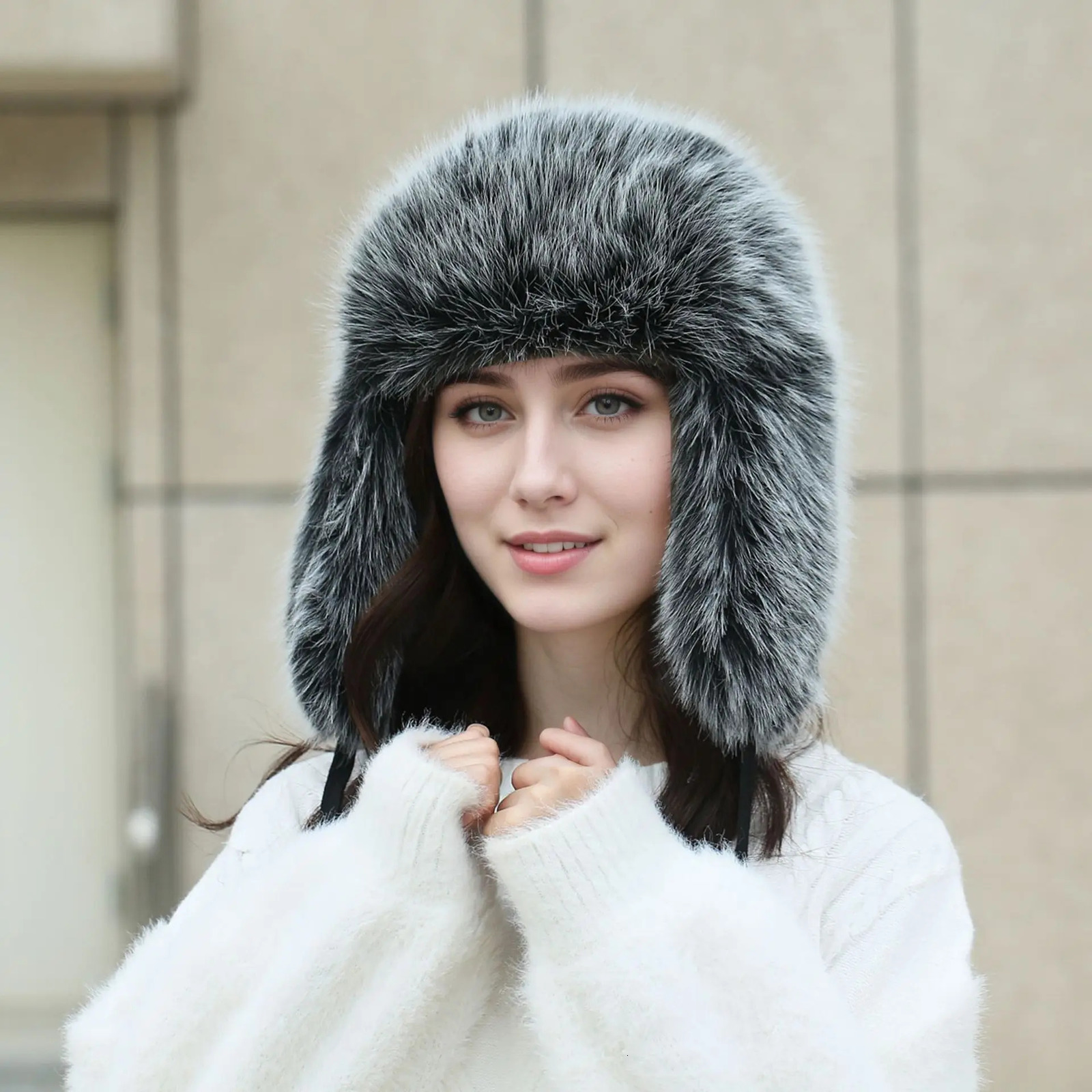 Fashion Fluffy Winter Hats For Women Russian Female Round Cap Faux Fur Hats Faux Raccoon Fur Beanies Faux Fox Bomber Hat 250724