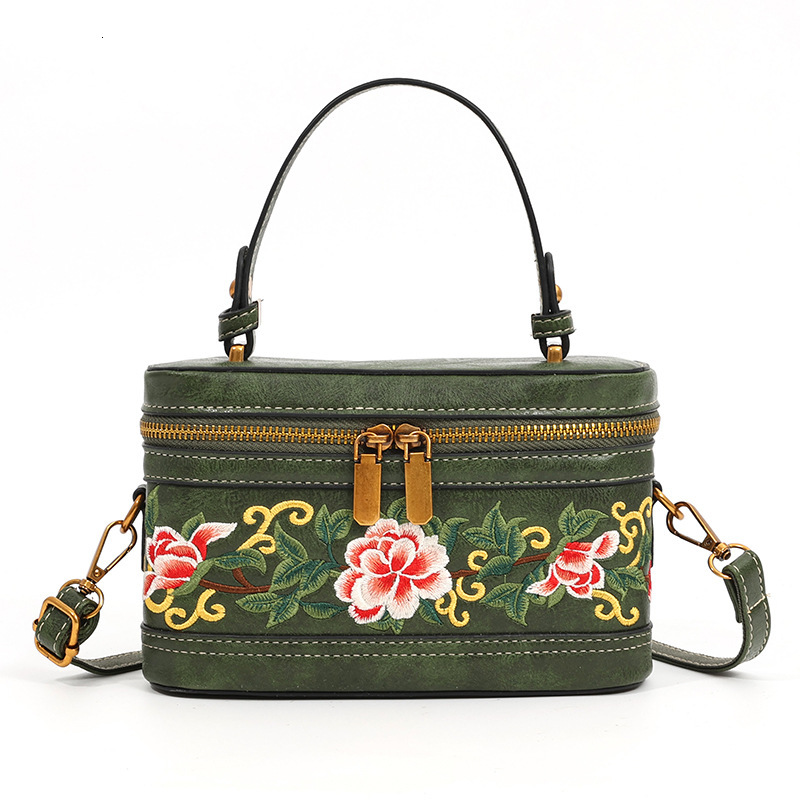 Luxury Brand Designer Bag Super Popular Brocade Chinese Style Bucket Bag Single Shoulder Bag Suzhou Embroidery 2025 Summer New Women's Bag Versat