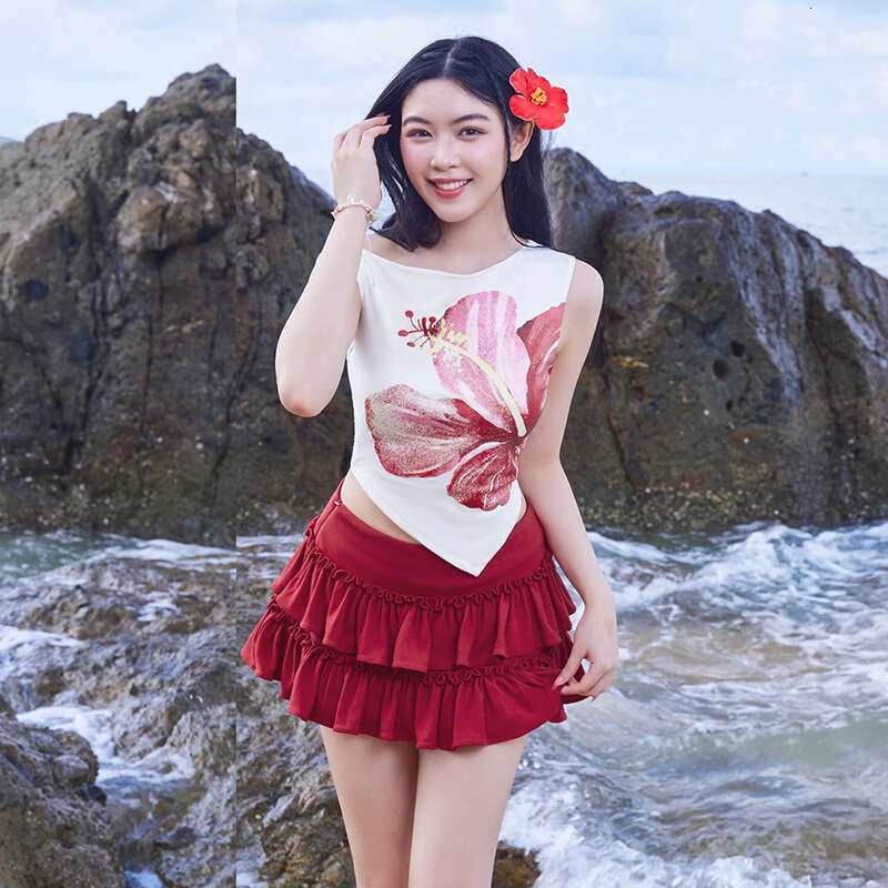 2025 Summer New Slim Fit Plant Print Pure Desire Top Hot Girl Solid Color Half Skirt Set for Women ccd