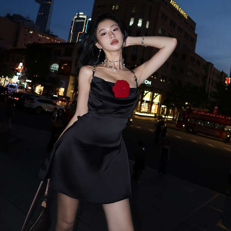 2024 Autumn Winter New Women's Solid Color Slim High Waist Fashion Strap Sexy Backless Dress 95e