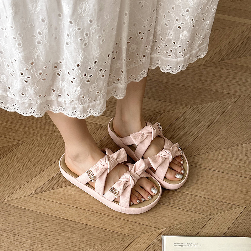 Ddmysports Summer New Bowknot Thick Sole Slippers Outdoor Open Toe One Strap Fashion Silver Mid Heel Sandals Outdoor Shoes