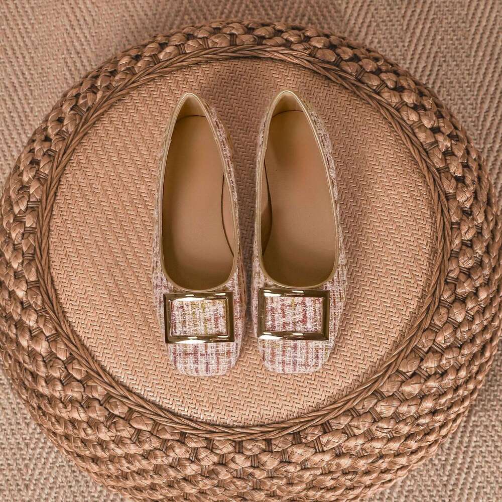 Huizhou Women's Soft Sole Comfortable Non-Tiring Versatile Flat Square Buckle Daily Casual Chunky Heel Single Shoes for Women