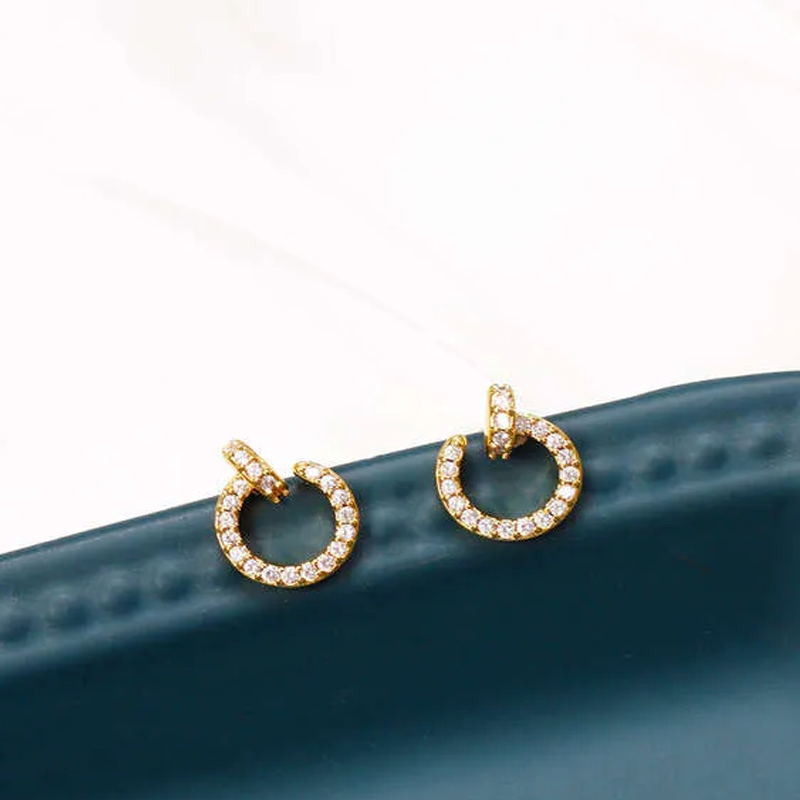 Style French Minimalist High-End Earrings Ear Clips for Women Micro Pave Zirconia Half Round Personality Screw Stud Design