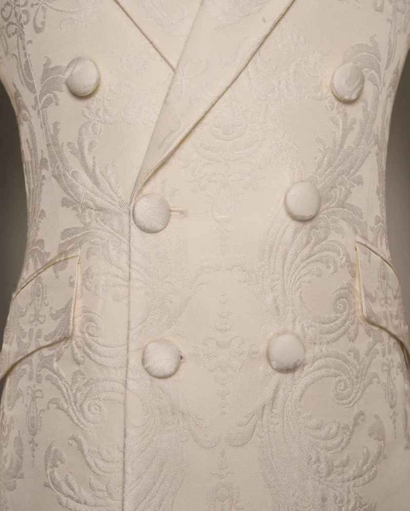 White Jacquard Men's Suits Peaked Lapel Double Breasted Groom Tuxedo Formal Party Evening Tailored Made Prom Dress