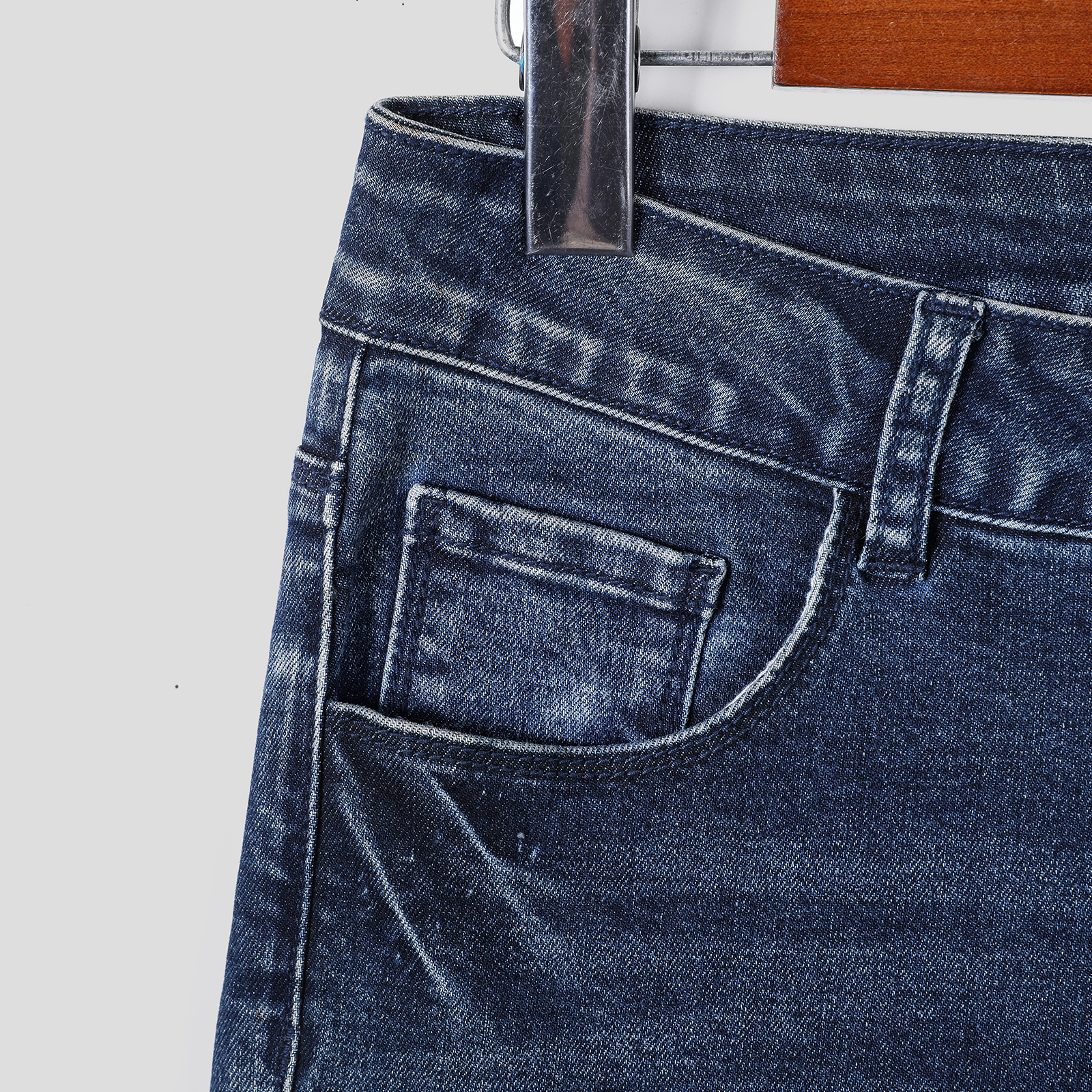 Tight leggings for women stretchy slim fit jeans lifting hips to show off weight versatile for all seasons