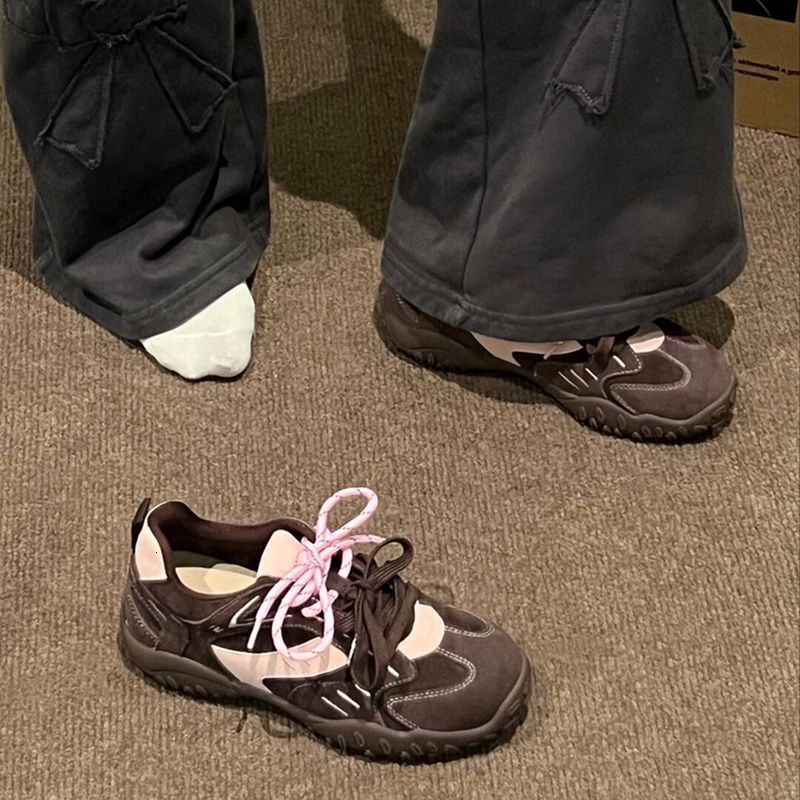 2025 Spring New Comfortable Fashion Casual Agan Thick Sole German Training Versatile Breathable Women's Shoes ddmythur
