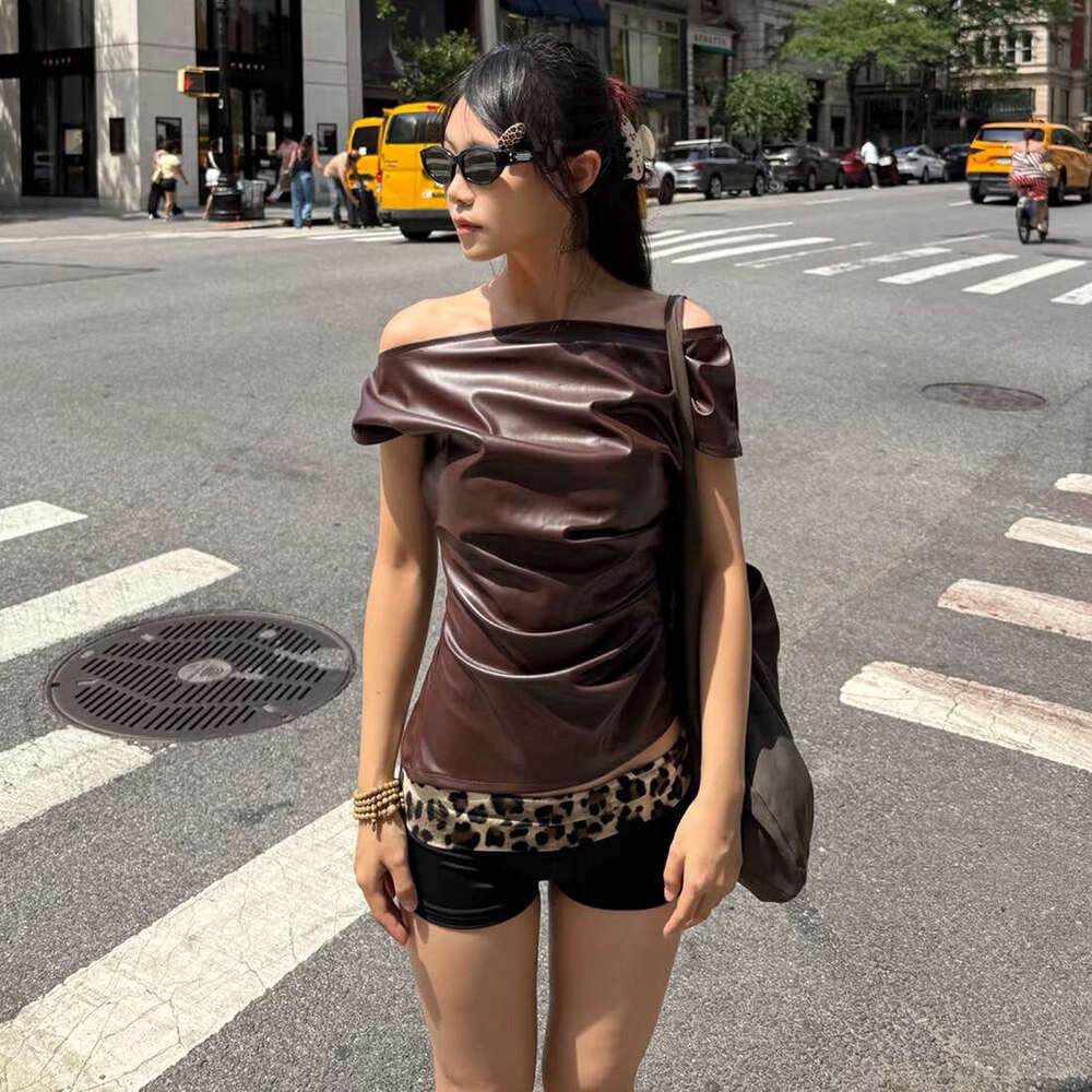 2025 Summer New PU Asymmetrical Off-Shoulder Tube Slim Fit Elegant Trendy Versatile Women's Top 503