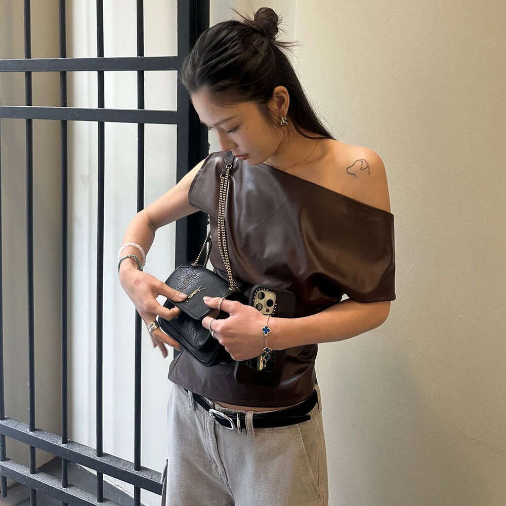 2025 Summer New PU Asymmetrical Off-Shoulder Tube Slim Fit Elegant Trendy Versatile Women's Top 503