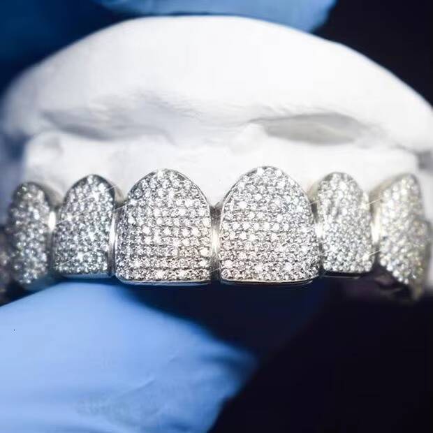 14K Plated White Gold VVS Moissanite Grillz Daily Wearing Iced Out Grillz Hip Hop Teeth Blingbling Diamond Grillz 925 Silver
