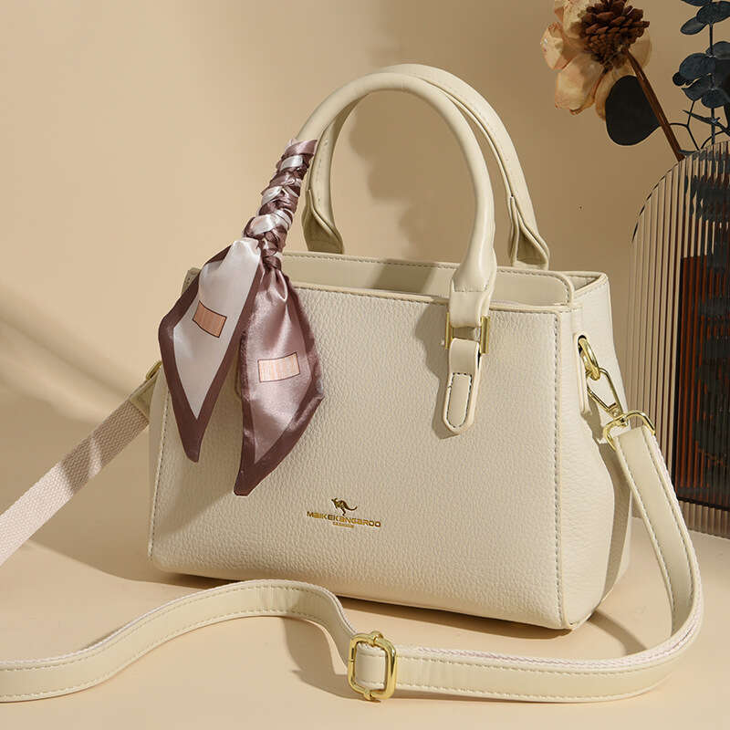 Counter Gift Scarf Handbag New Large Capacity Shoulder High-end Feel Women's Commuter Crossbody Bag