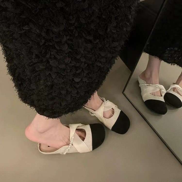 French Style Flat 2025 Pearl Pointed Toe Half Slippers Mary Jane Shoes for Women