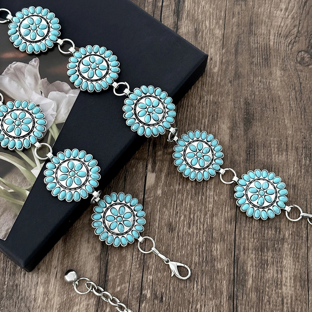 Europe and the United States retro fashion personality turquoise waist chain 250722