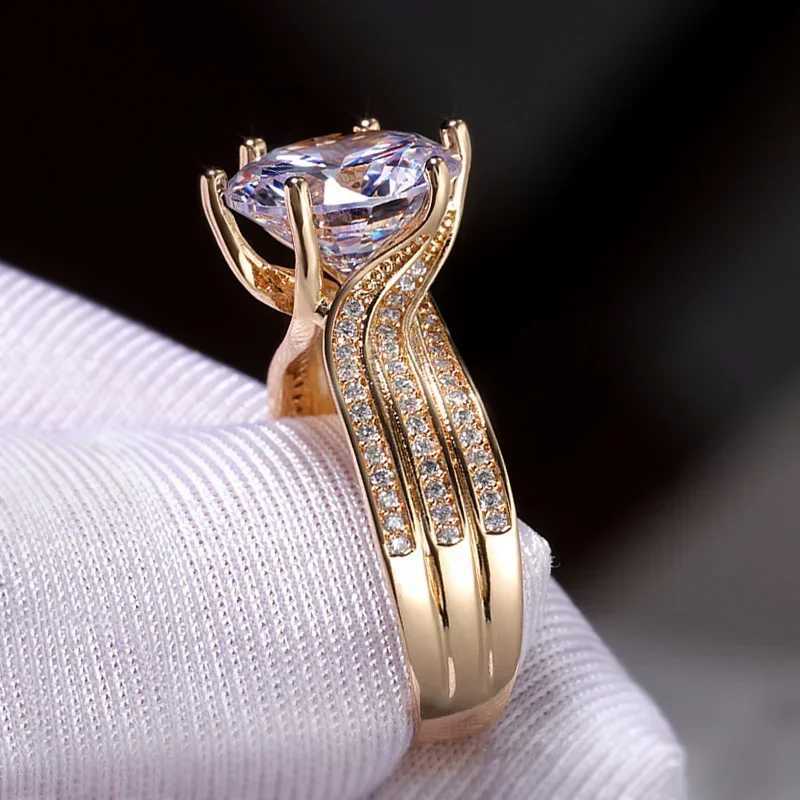 Gorgeous playing cards zirconia bridal wedding ring golden engagement party exciting womens jewelry Anillos De Mujer W250417