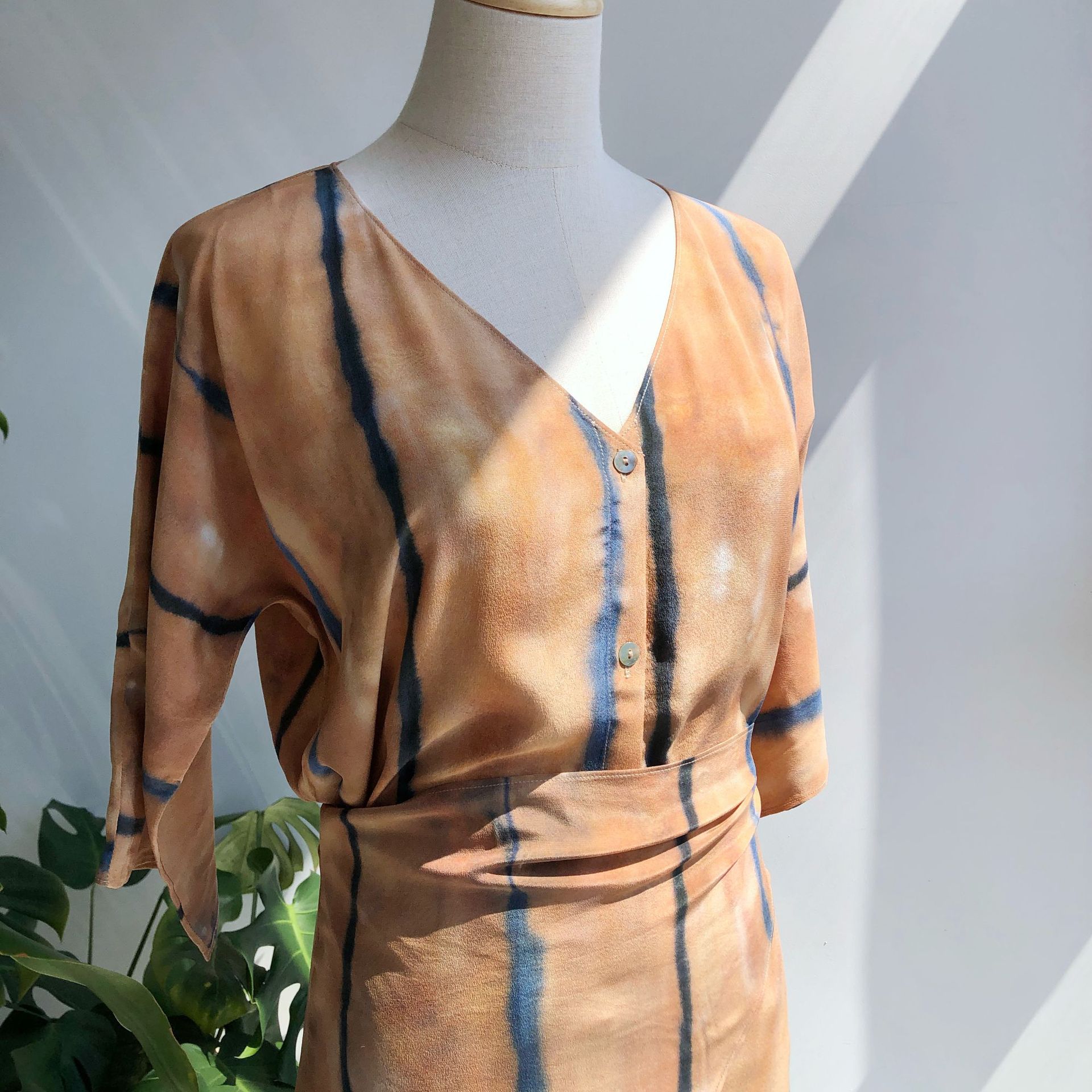 OC 469M80 New SPD Women's Casual Dresses European and American Niche Luxury Dress V-neck Dyed Silk Star River Printing