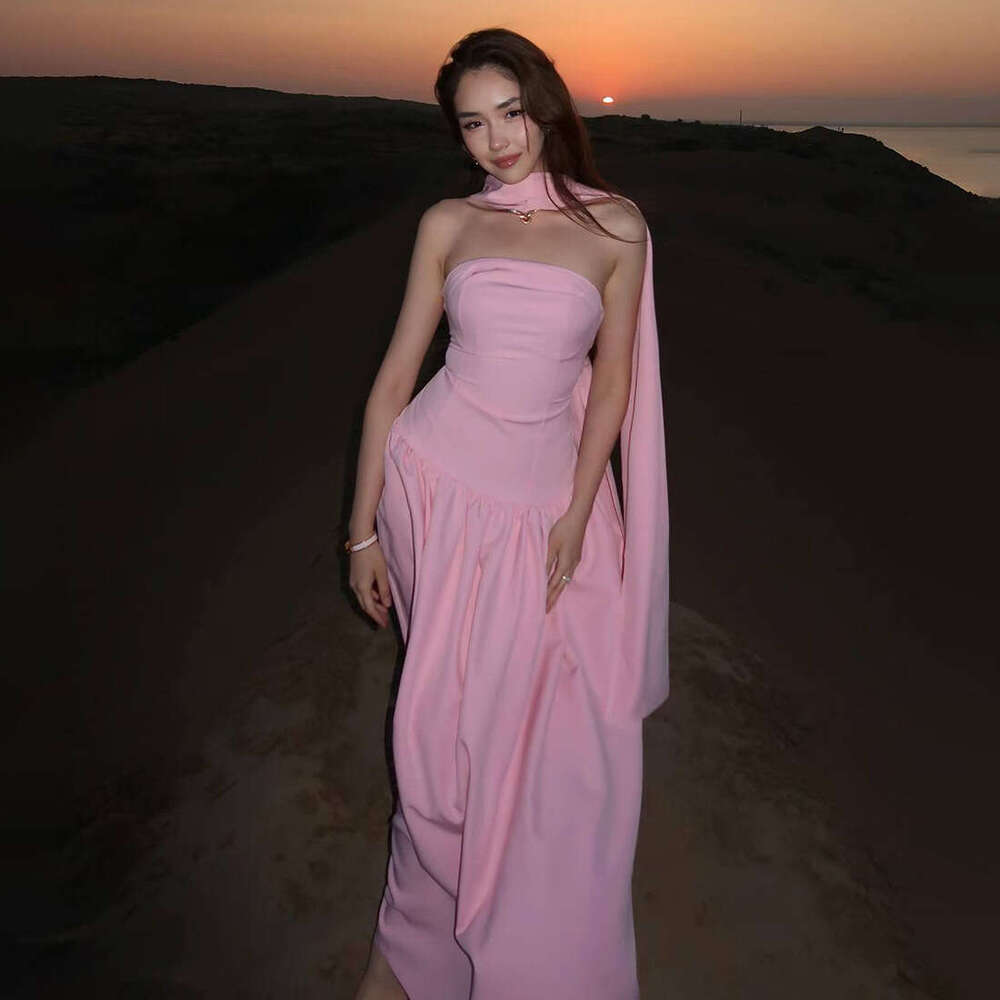 2025 Summer New Solid Color Slim Fit Versatile Off-Shoulder Strapless Sleeveless Elegant Dress 7ce