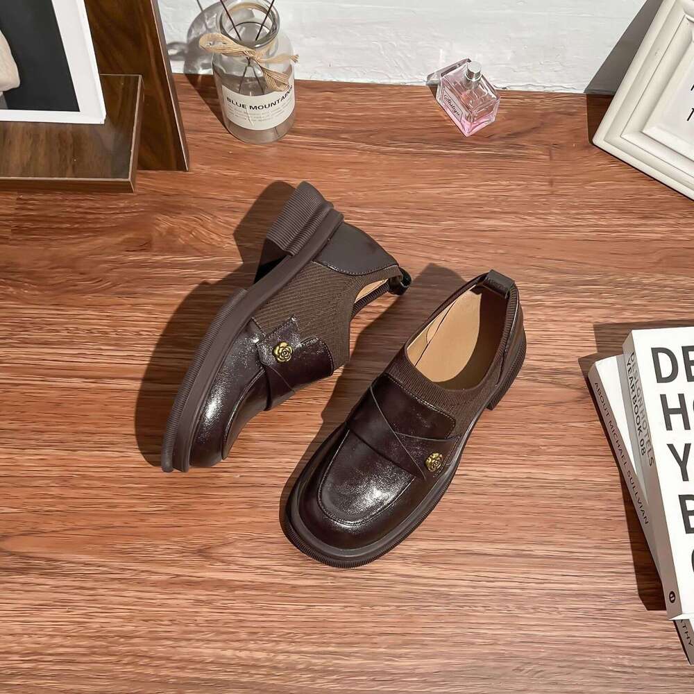 Designer Small Women, High-End Comfortable Soft Leather Shallow Loafers, Versatile Uniform Shoes for Women