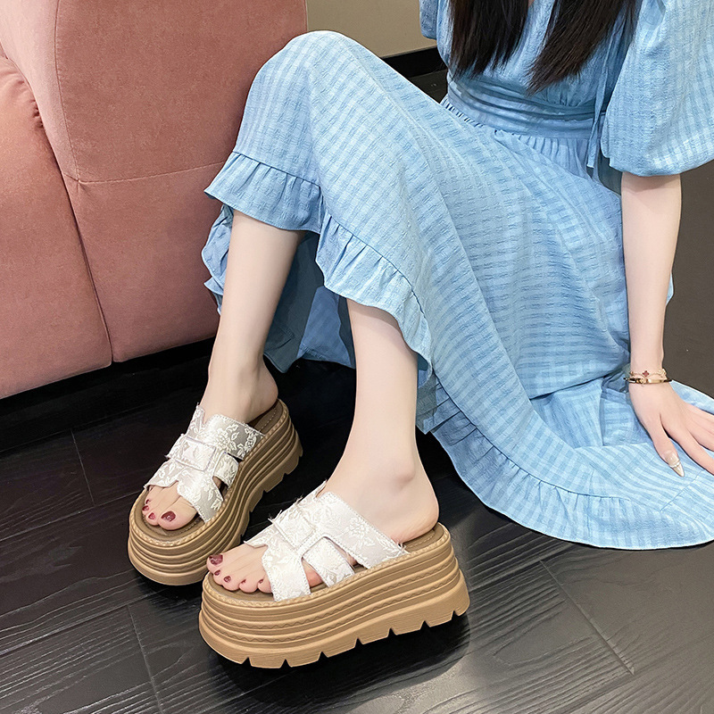 Ddmysports European Style Soft Leather Platform Thick Sole Slide For Women Summer New Height Increasing Outdoor Versatile Casual Beach Sandals Outdoor